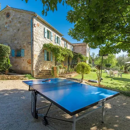 Rustic Giselle With Pool In Vizinada Crklada